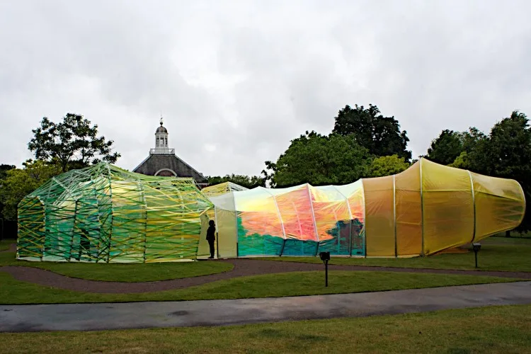 Serpentine Pavilion exterior